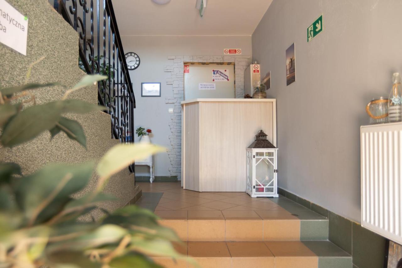 Promyk Hotel Rewal Buitenkant foto